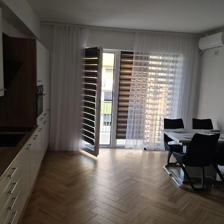 Apartament In Complex Rezidential In Oradea Leilighet Eksteriør bilde