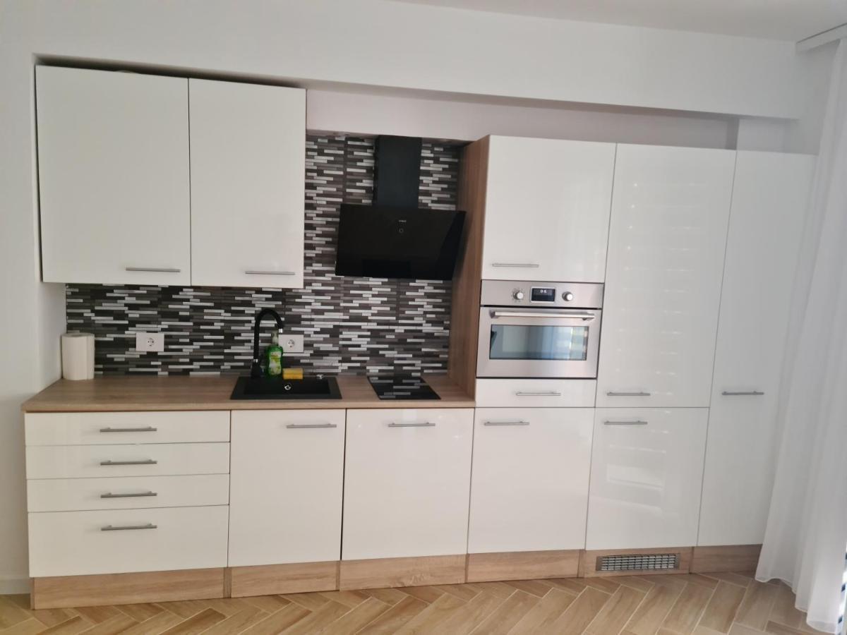 Apartament In Complex Rezidential In Oradea Leilighet Eksteriør bilde
