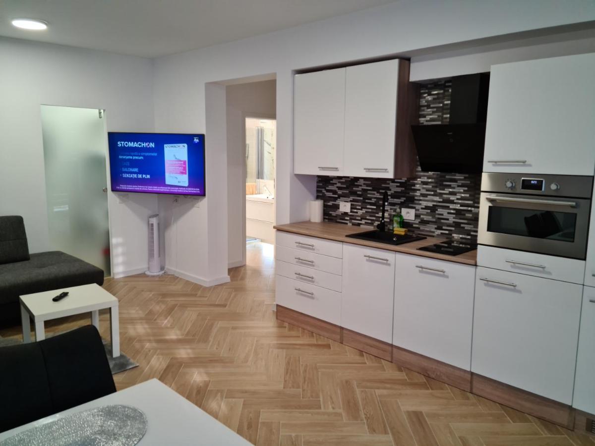 Apartament In Complex Rezidential In Oradea Leilighet Eksteriør bilde